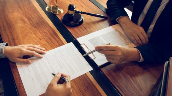 Perbedaan Pemeriksaan Kepatuhan dan Bukti Permulaan