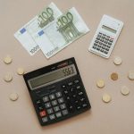 Perbedaan Pajak dengan Bea Cukai