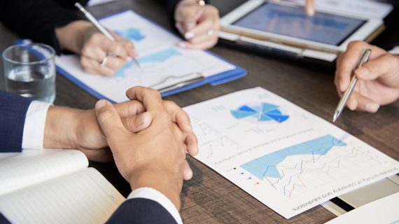 Shareholder (Pemegang Saham)