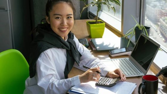 Tarif Pajak dan Perannya dalam Kebijakan Fiskal: Bukan Sekadar Angka